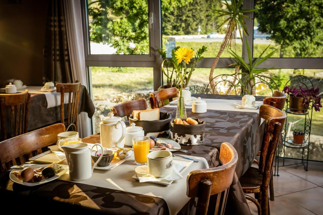 Hotel Restaurant De La Poste Et La Grange Detente, Espace Bien-Etre Chateauneuf-de-Randon Luaran gambar